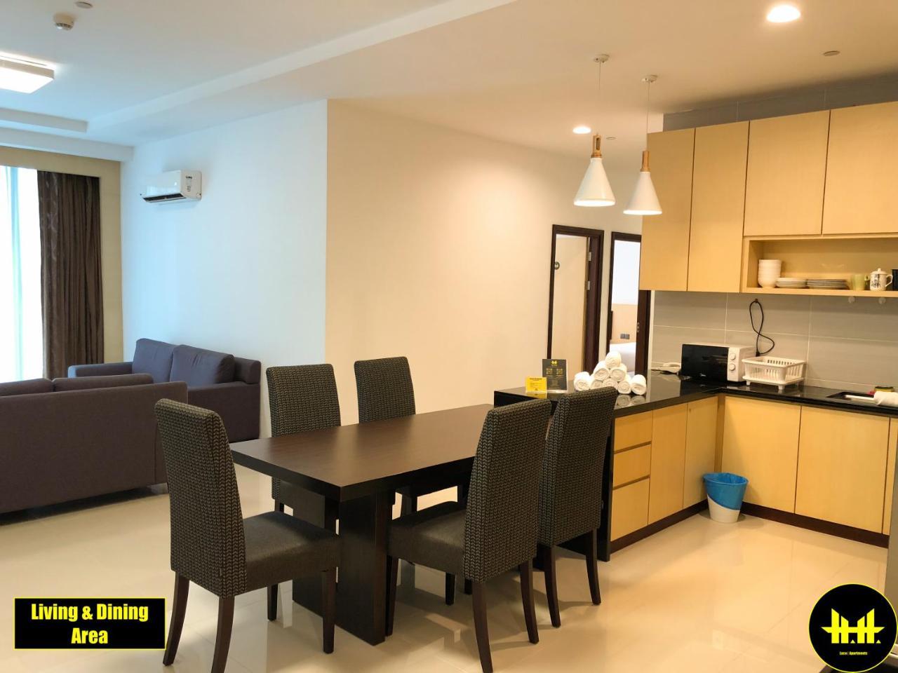 Luco Apartments @ Imperial Suites Kuching Esterno foto